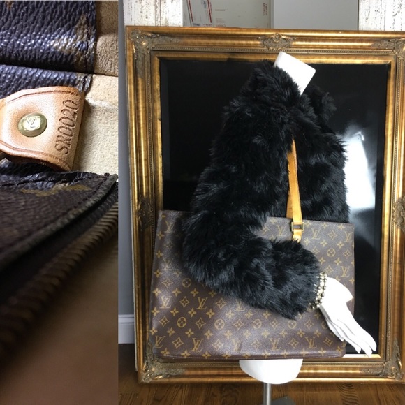 🛑SOLD🛑 Authentic Louis Vuitton LUCO bag M51155 - Picture 3 of 8